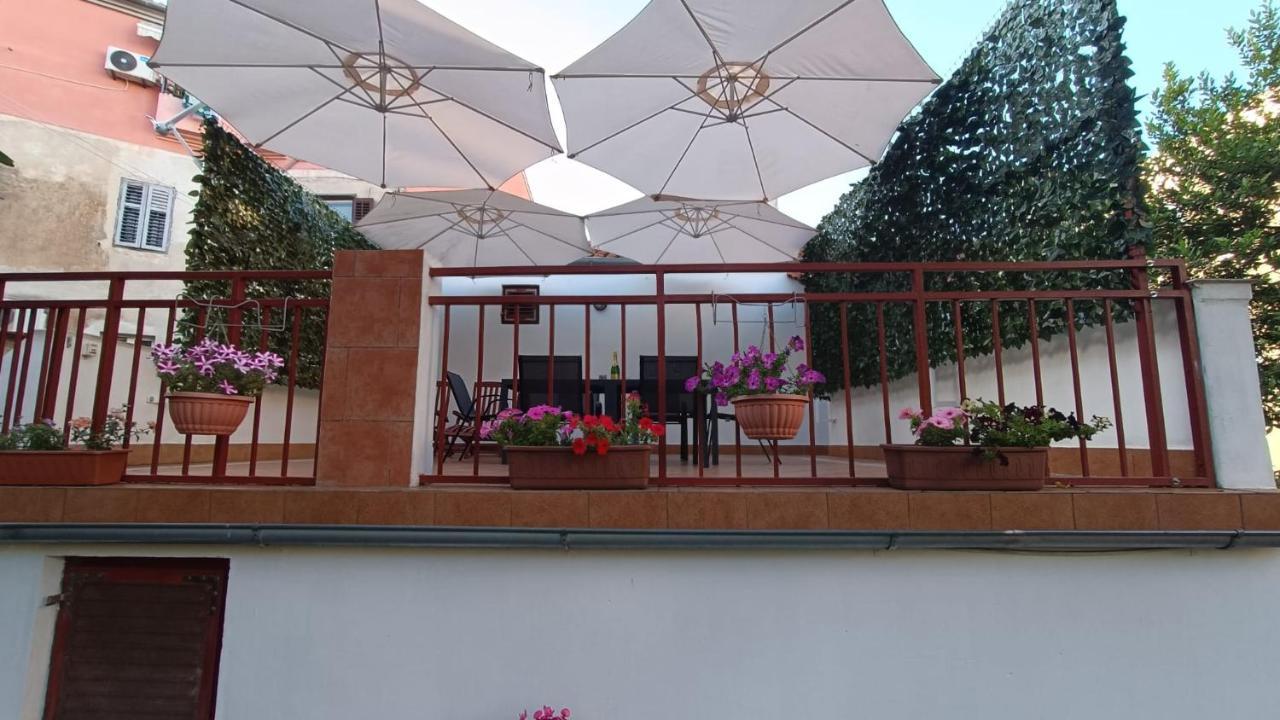 Studio Apartment Jemi Pula Zewnętrze zdjęcie