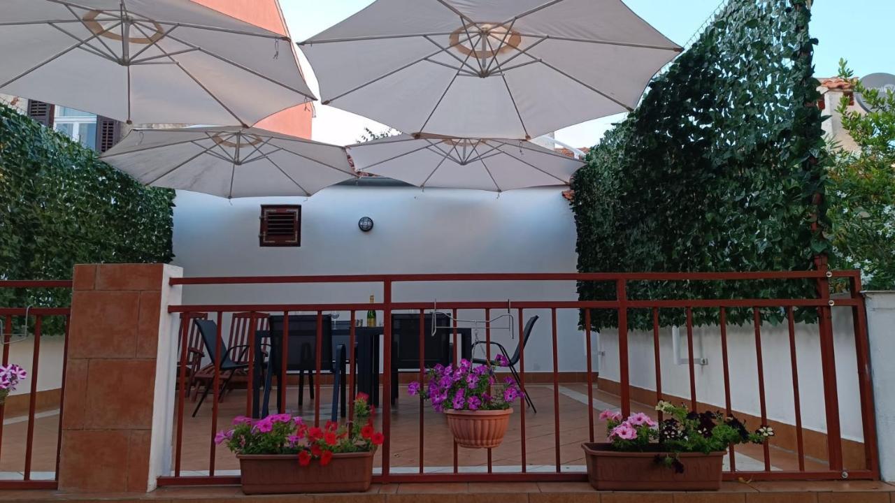 Studio Apartment Jemi Pula Zewnętrze zdjęcie