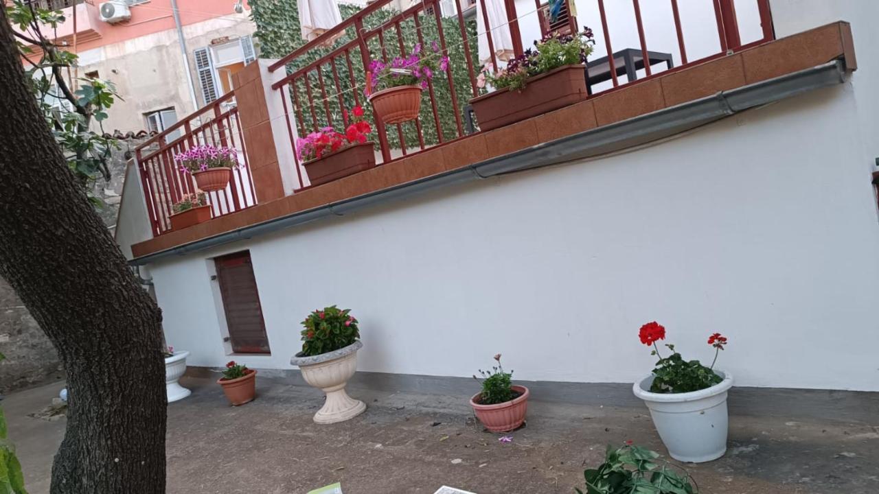 Studio Apartment Jemi Pula Zewnętrze zdjęcie