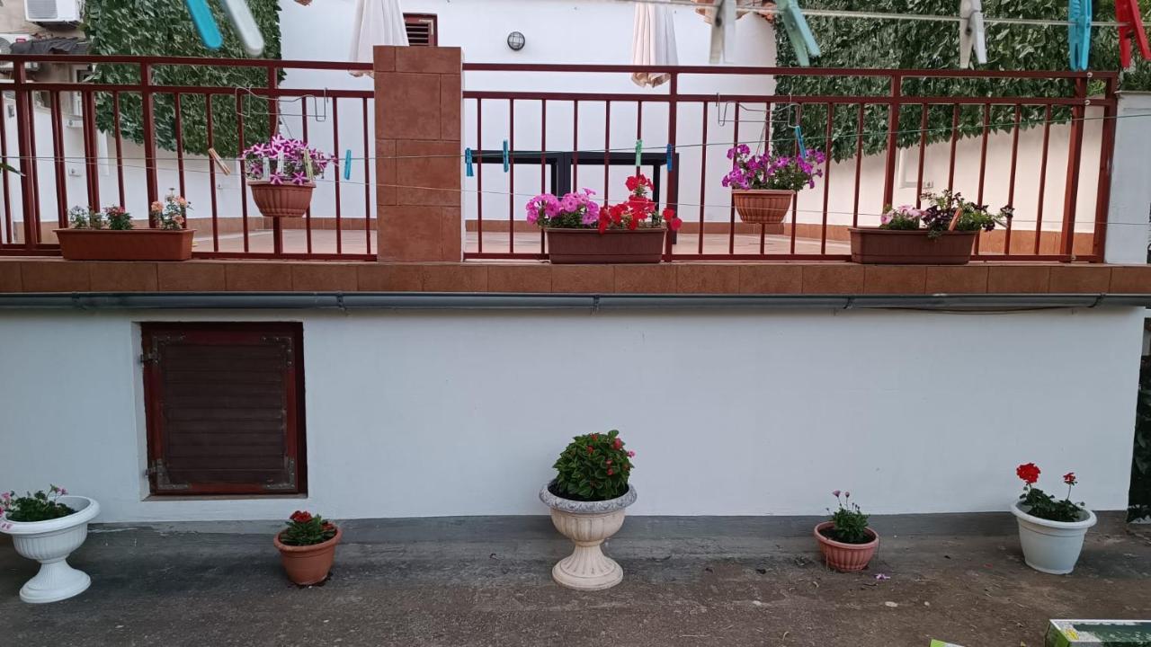 Studio Apartment Jemi Pula Zewnętrze zdjęcie
