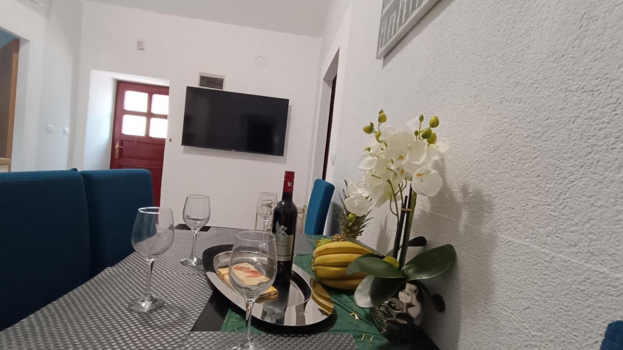 Studio Apartment Jemi Pula Zewnętrze zdjęcie